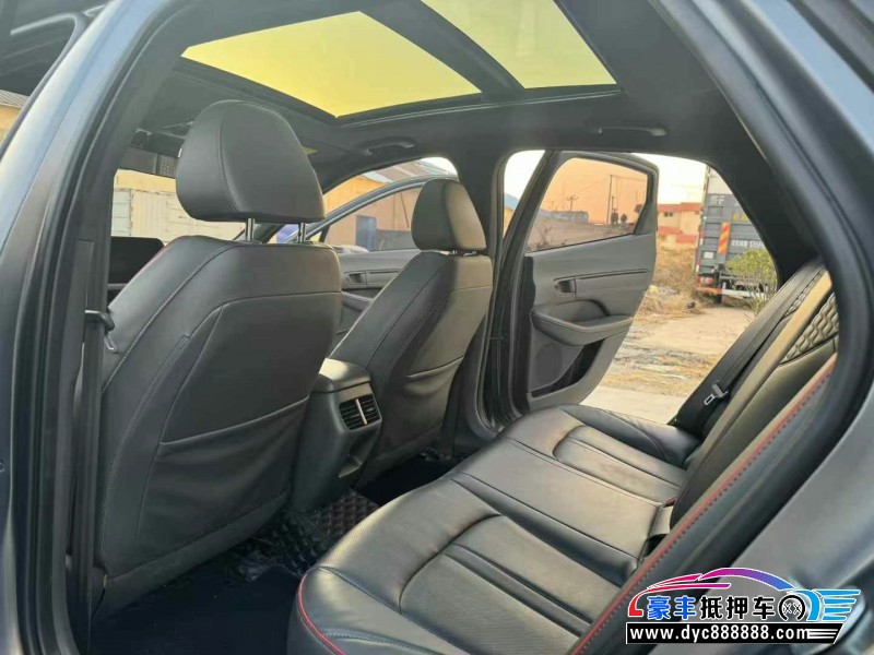 23年现代索纳塔轿车抵押车出售