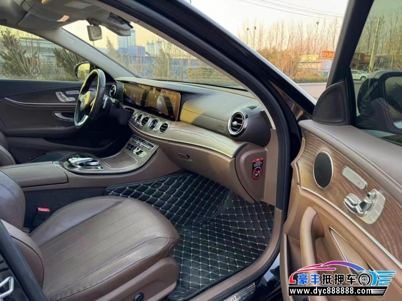 18年奔驰E轿车抵押车出售