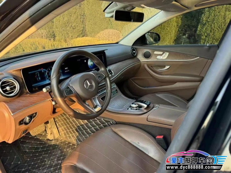 18年奔驰E轿车抵押车出售