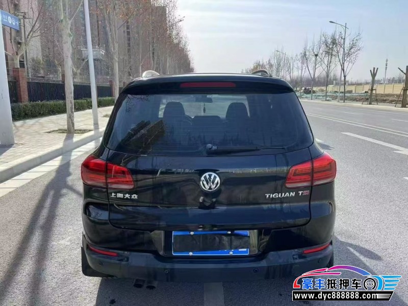 15年大众途观轿车抵押车出售