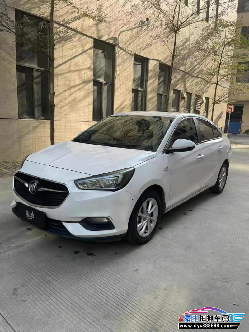 18年别克凯越轿车抵押车出售