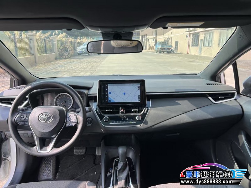 22年丰田雷凌轿车抵押车出售