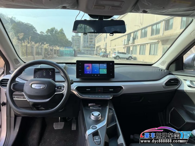 24年吉利几何轿车抵押车出售