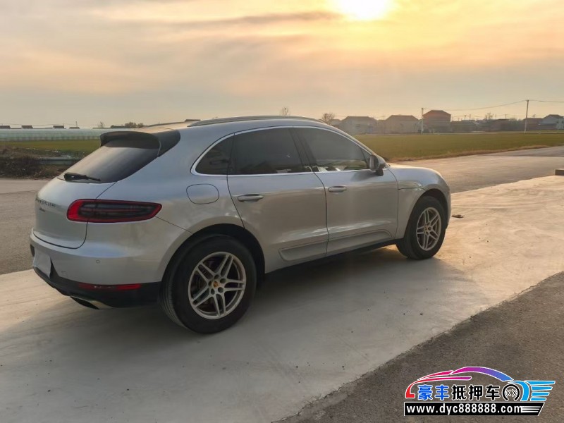 17年保时捷Macan迈凯轿车抵押车出售
