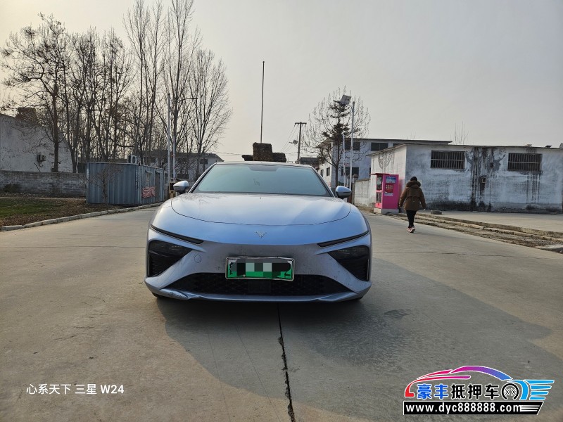 24年哪吒S轿车抵押车出售