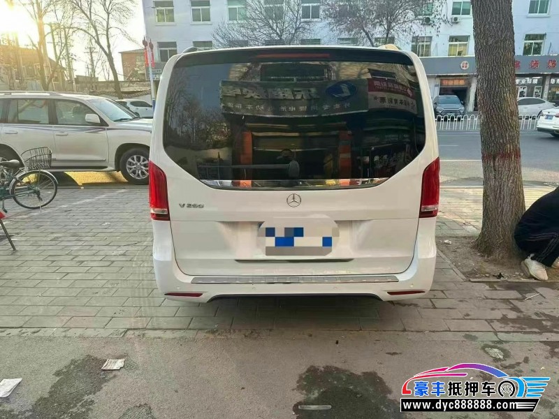 20年奔驰V轿车抵押车出售