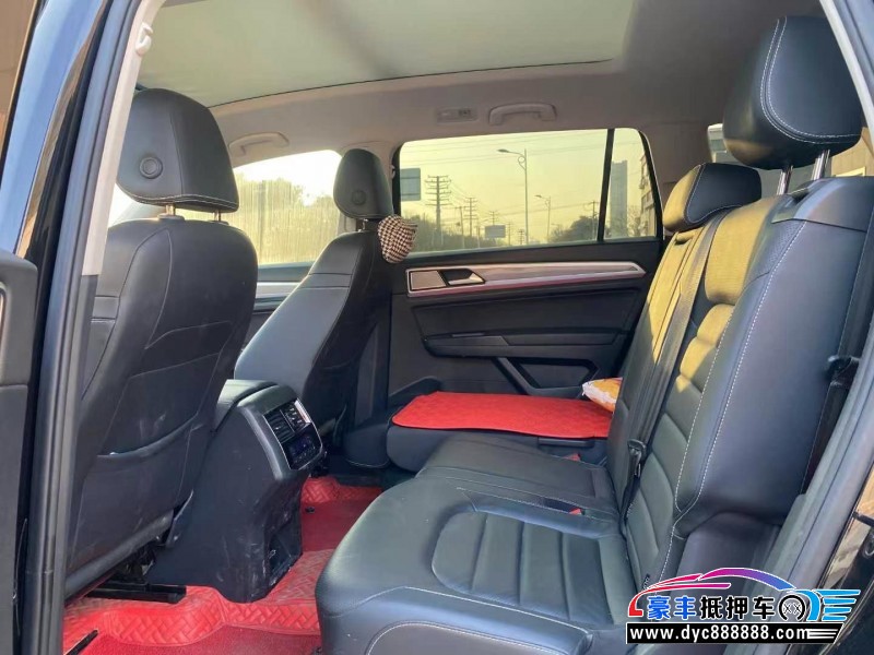 20年大众途昂轿车抵押车出售