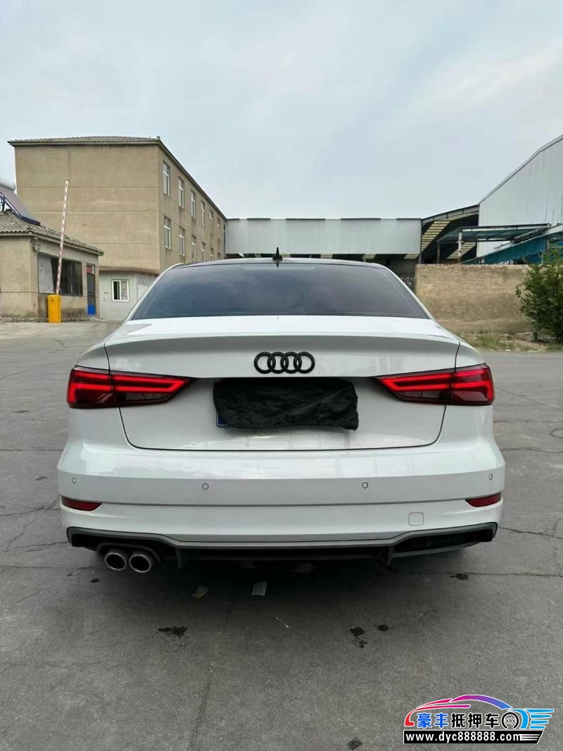 21年奥迪A3轿车抵押车出售