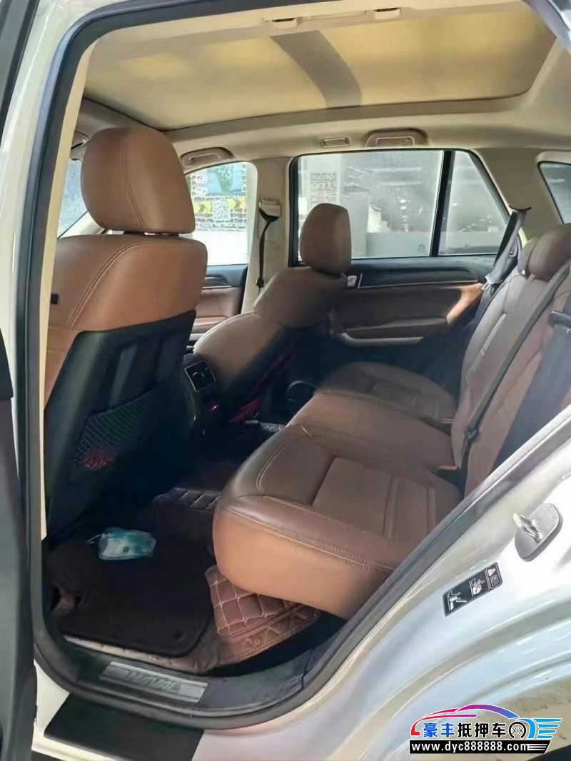 17年长城哈弗H8轿车抵押车出售