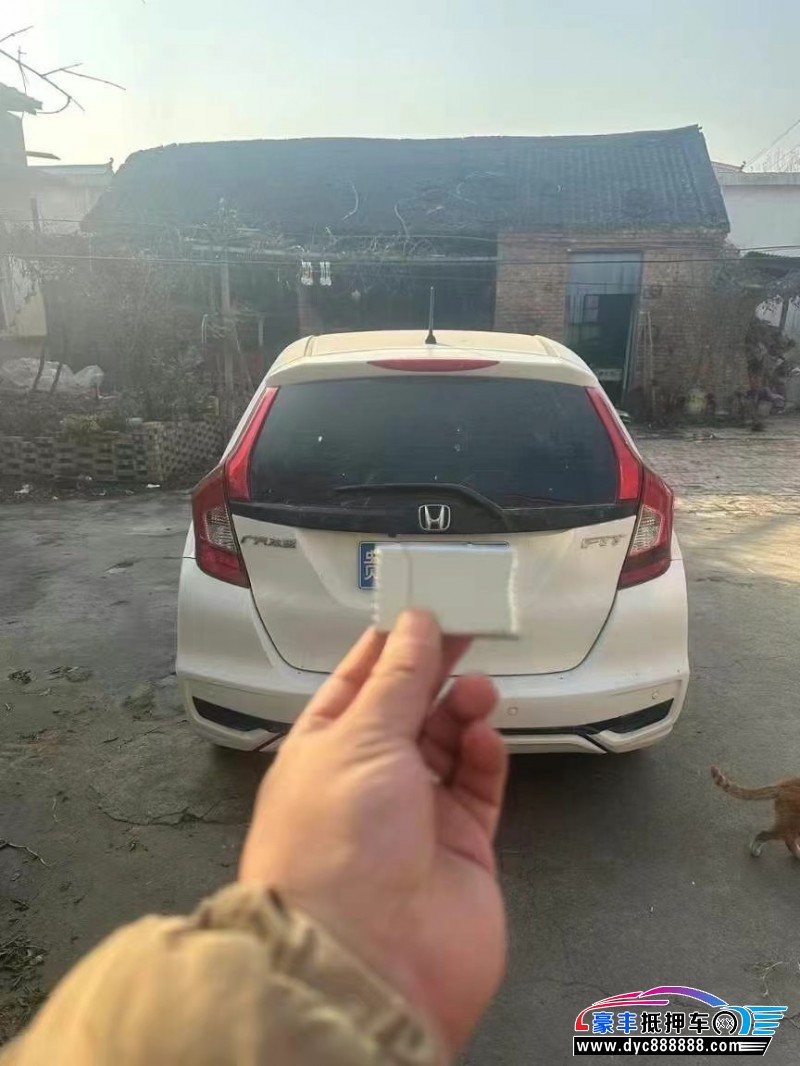 18年本田飞度轿车抵押车出售