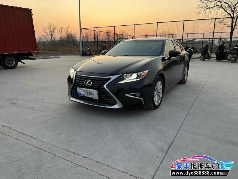 18年雷克萨斯ES轿车抵押车出售