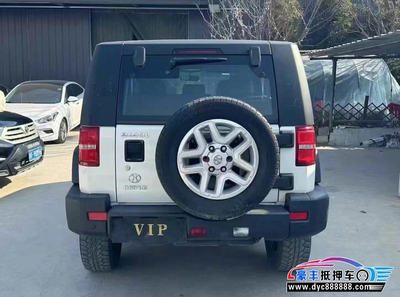 18年北京BJ40轿车抵押车出售