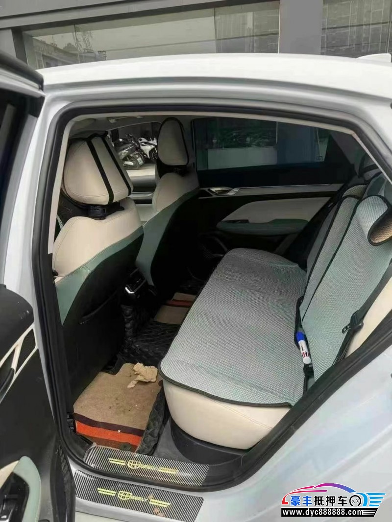 23年吉利帝豪轿车抵押车出售