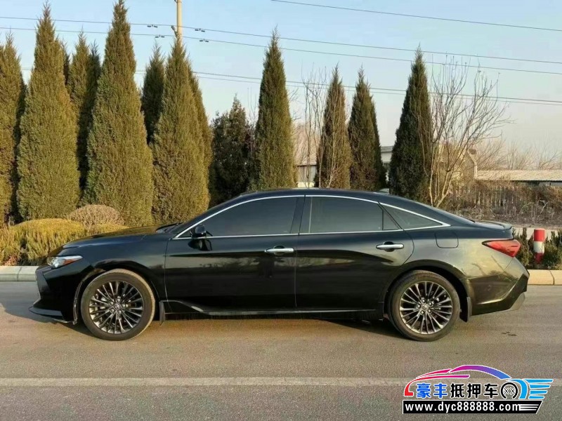 20年丰田亚洲龙轿车抵押车出售