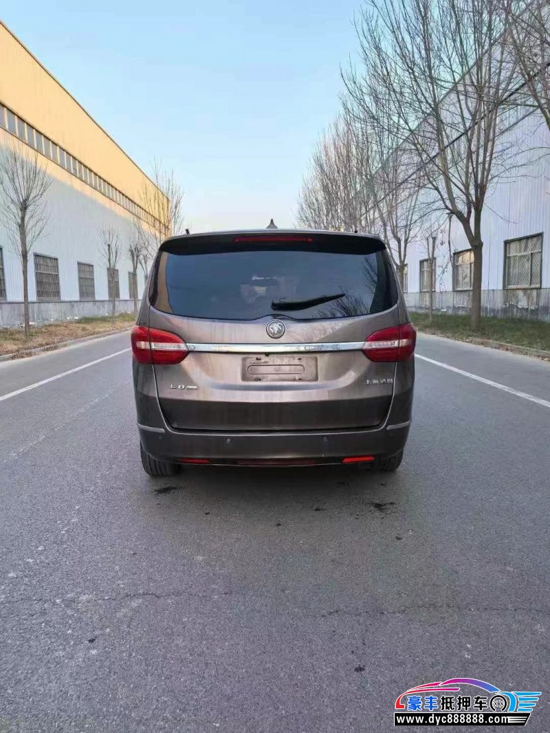 15年别克GL8轿车抵押车出售