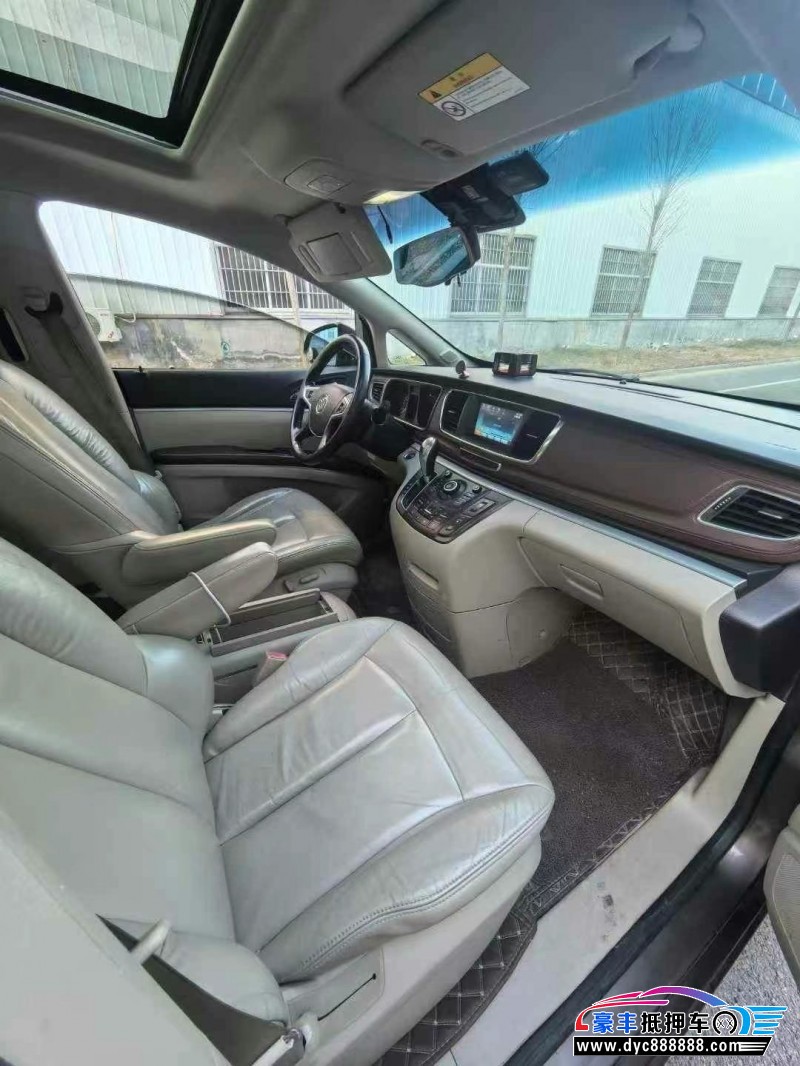 15年别克GL8轿车抵押车出售