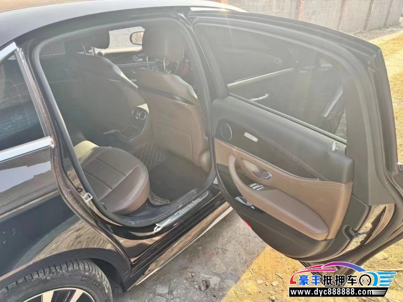 23年奔驰E轿车抵押车出售