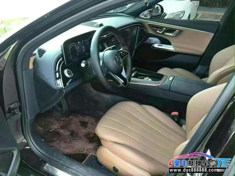 24年奔驰E轿车抵押车出售