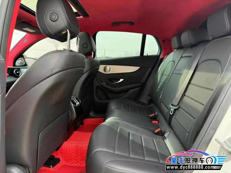 20年奔驰GLC轿车抵押车出售