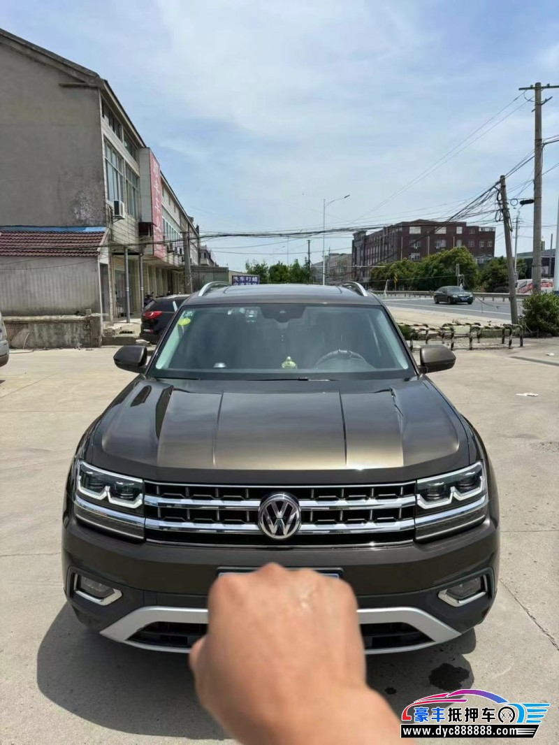 18年大众途昂轿车抵押车出售