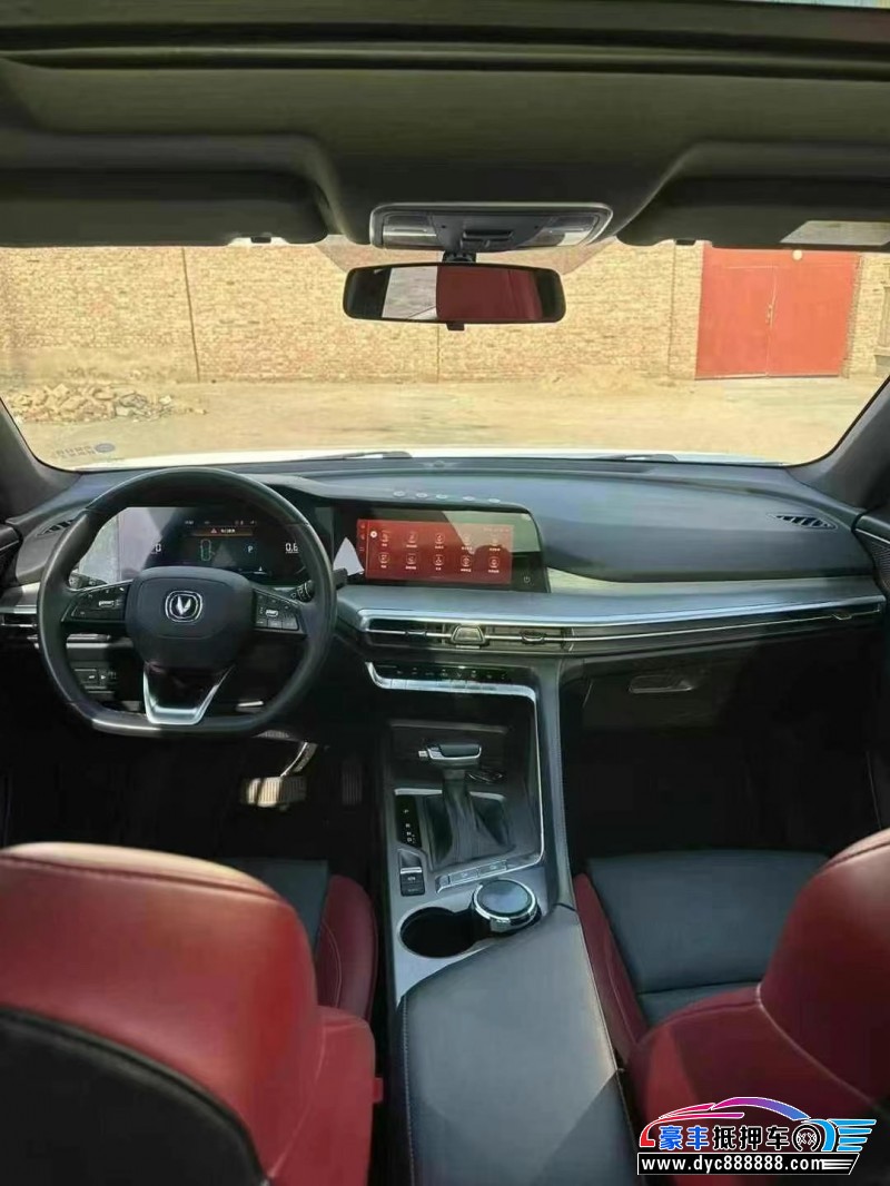 21年长安CS35轿车抵押车出售