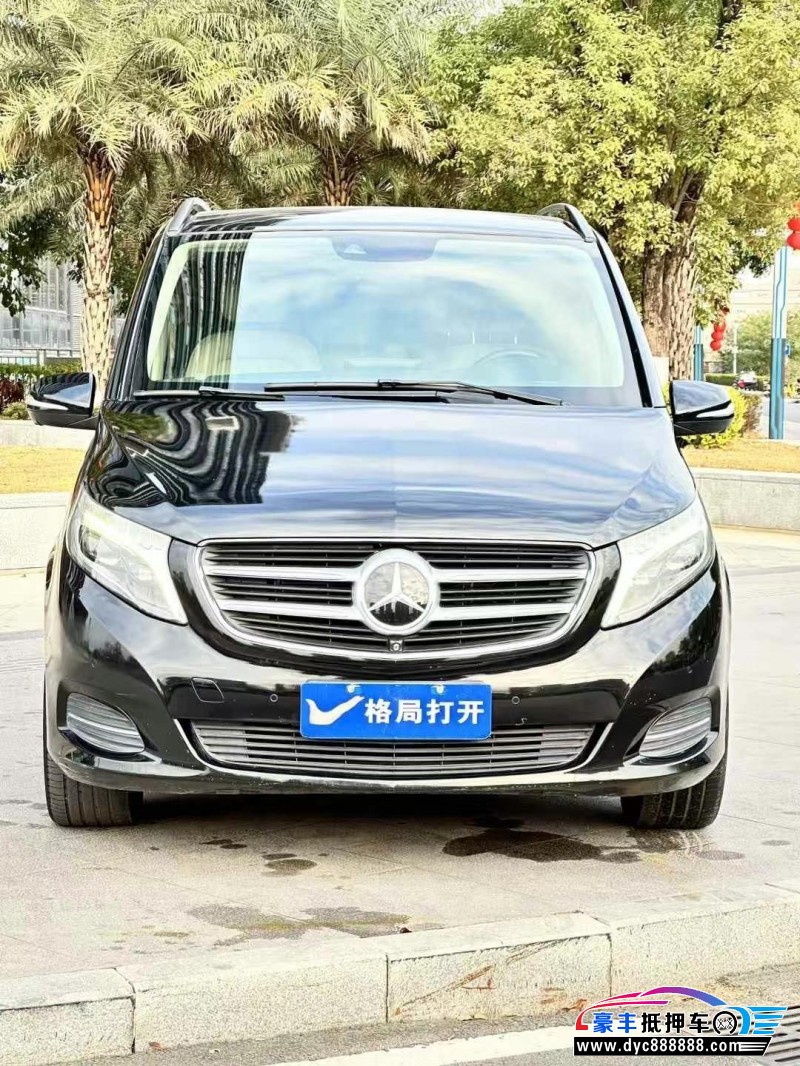 17年奔驰V轿车抵押车出售