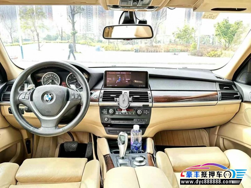 09年宝马X6轿车抵押车出售