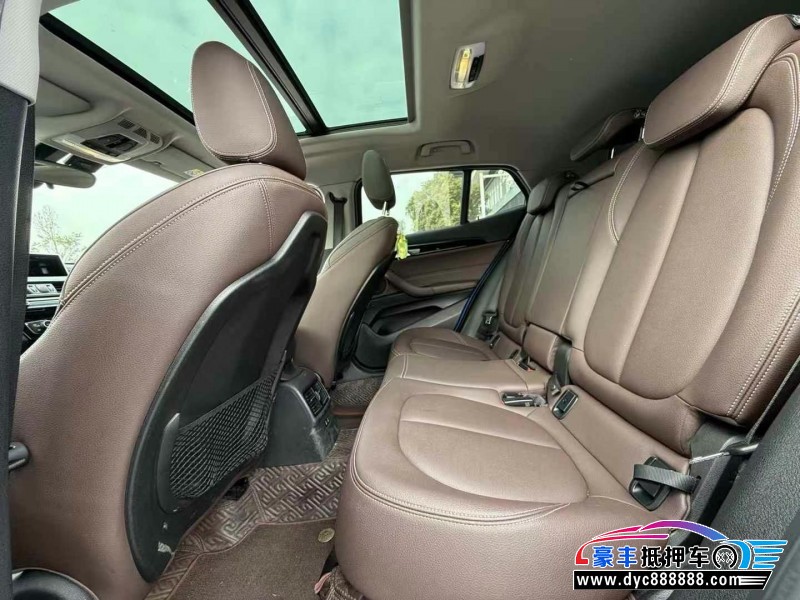 21年宝马X2轿车抵押车出售