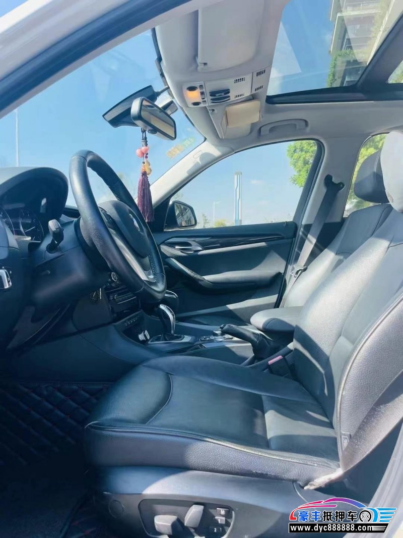 16年宝马X1轿车抵押车出售