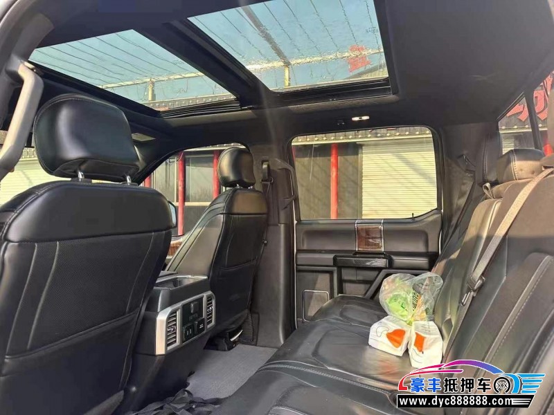 18年福特猛禽轿车抵押车出售