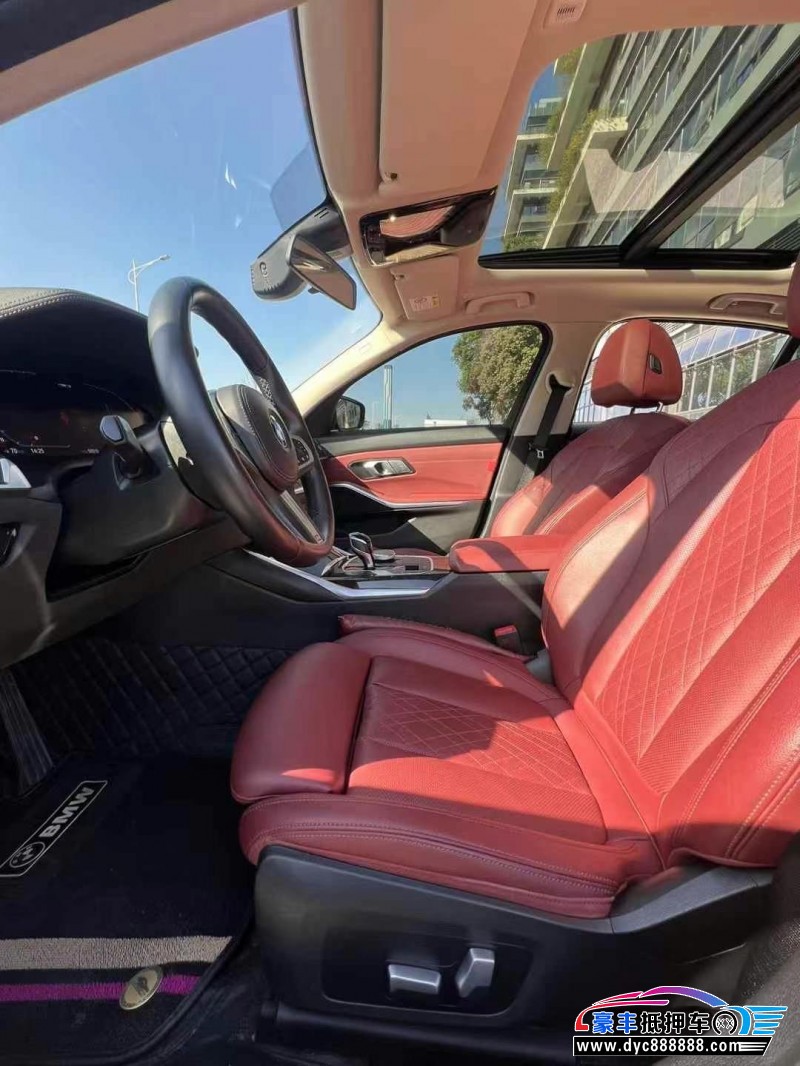 21年宝马3系轿车抵押车出售