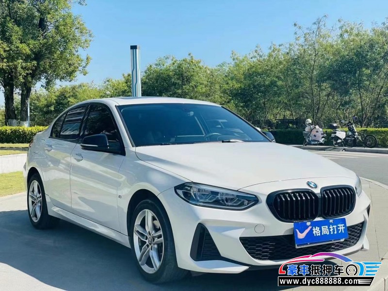 22年宝马1系轿车抵押车出售