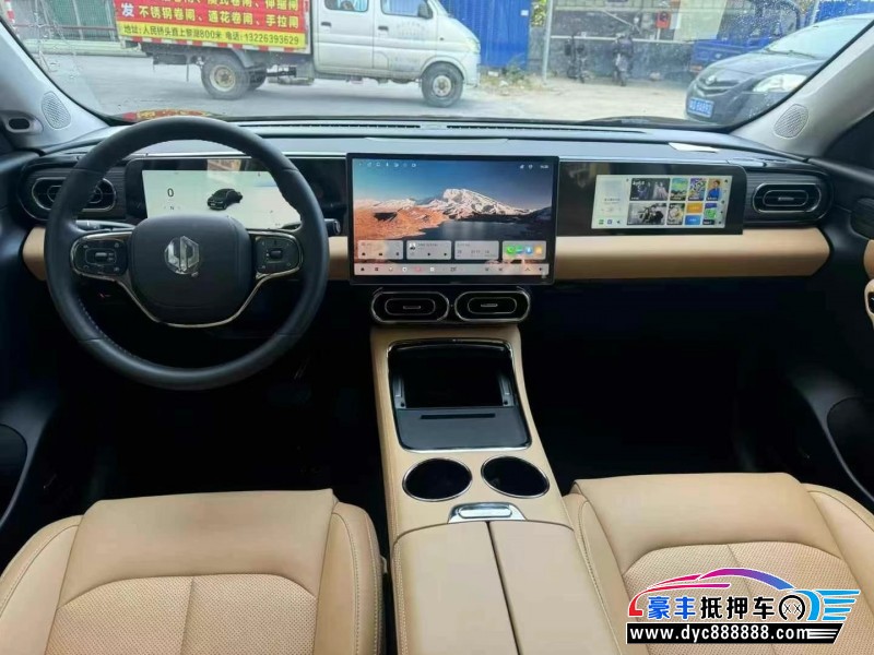 24年零跑C11轿车抵押车出售