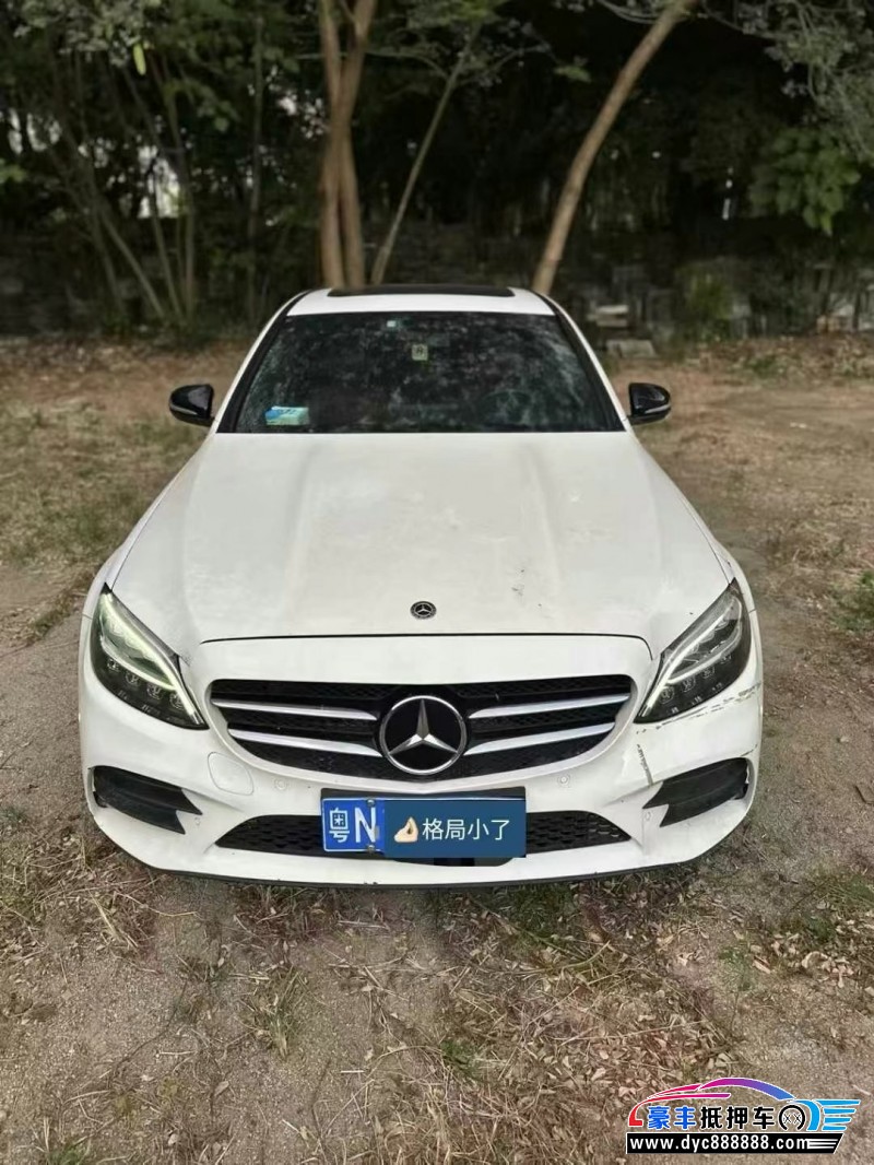 19年奔驰C轿车抵押车出售