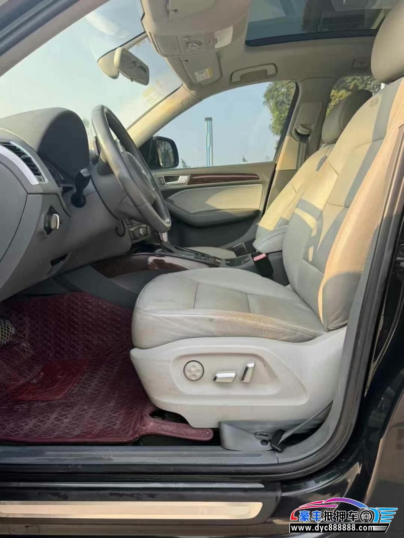 15年奥迪Q5轿车抵押车出售