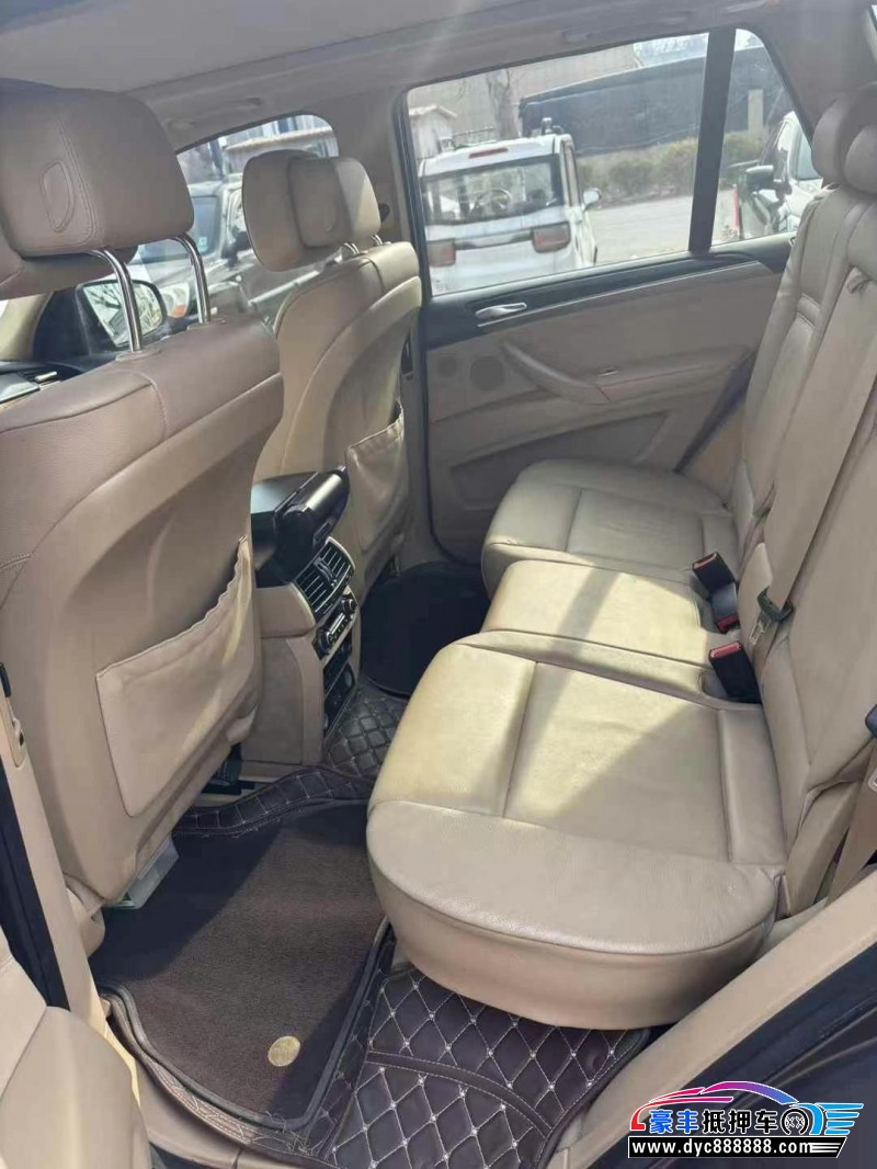 11年宝马X5轿车抵押车出售