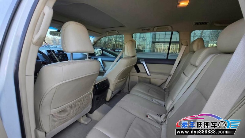 17年丰田普拉多（霸道）轿车抵押车出售