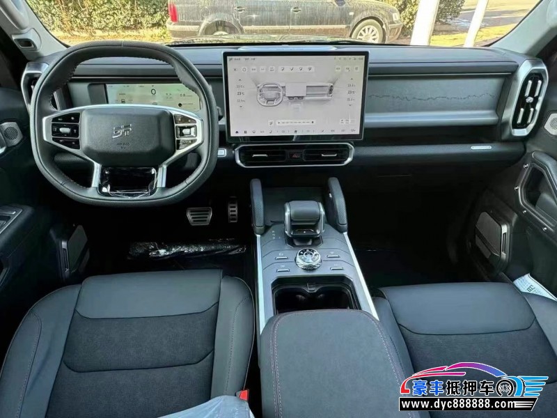 25年捷途旅行者轿车抵押车出售