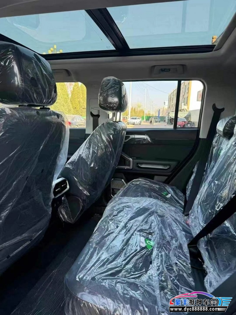 25年捷途旅行者轿车抵押车出售