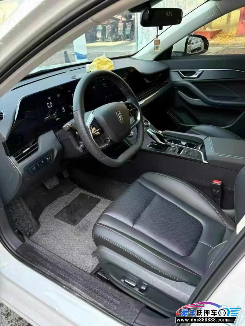 24年奔腾B70轿车抵押车出售