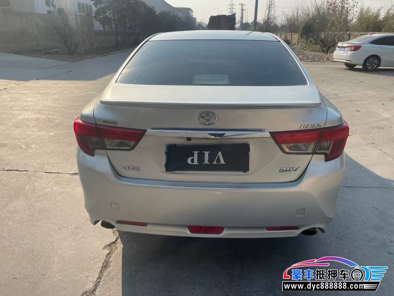 15年丰田锐志轿车抵押车出售