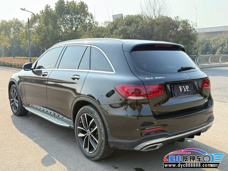 22年奔驰GLC轿车抵押车出售