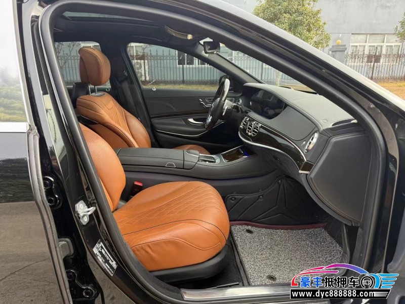 20年奔驰迈巴赫S级轿车抵押车出售