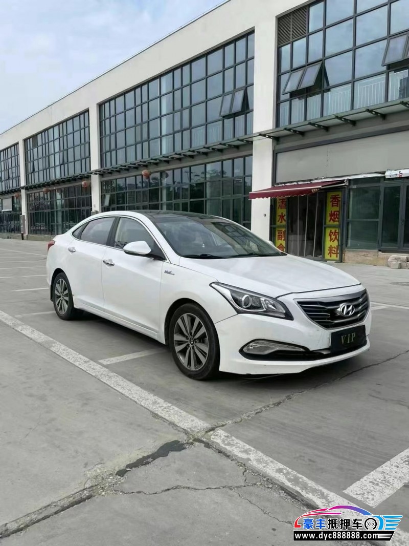 17年现代名图轿车抵押车出售