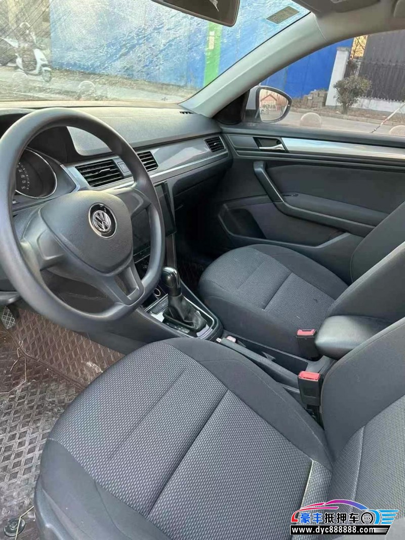 21年大众宝来轿车抵押车出售