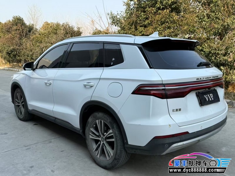 20年比亚迪宋轿车抵押车出售