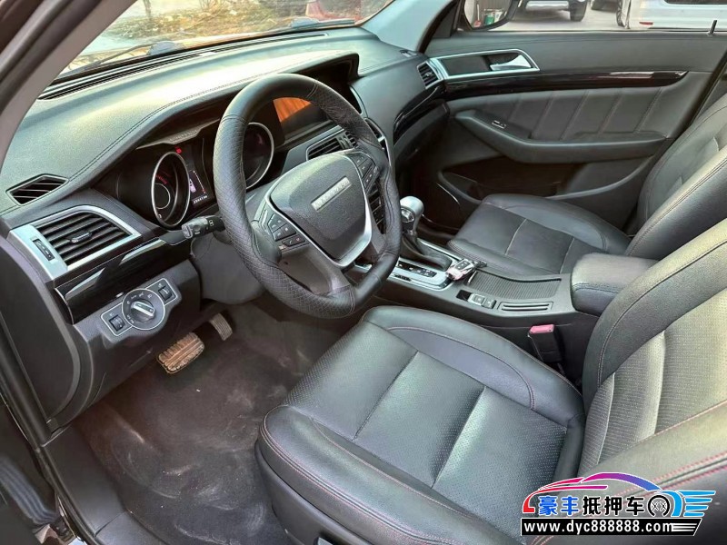 17年猎豹汽车CS10轿车抵押车出售