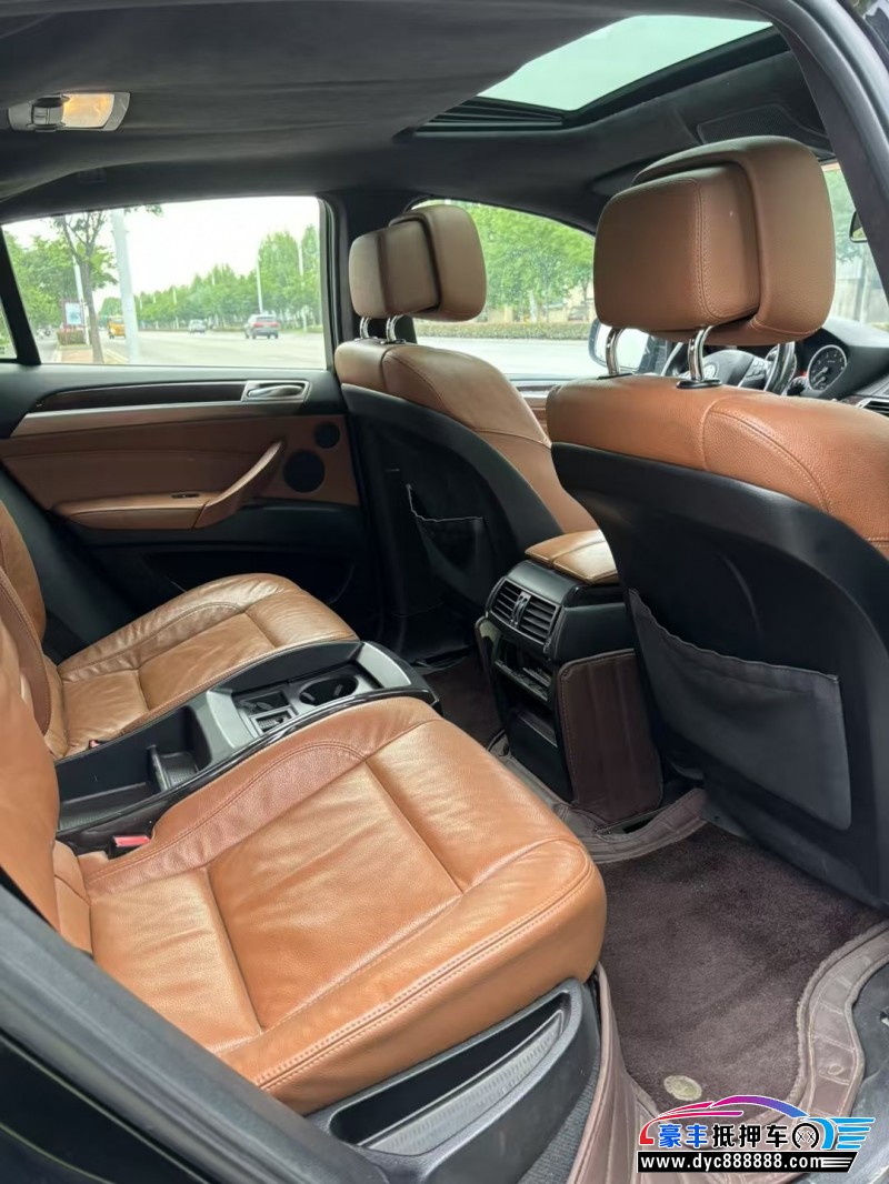 11年宝马X6SUV抵押车出售