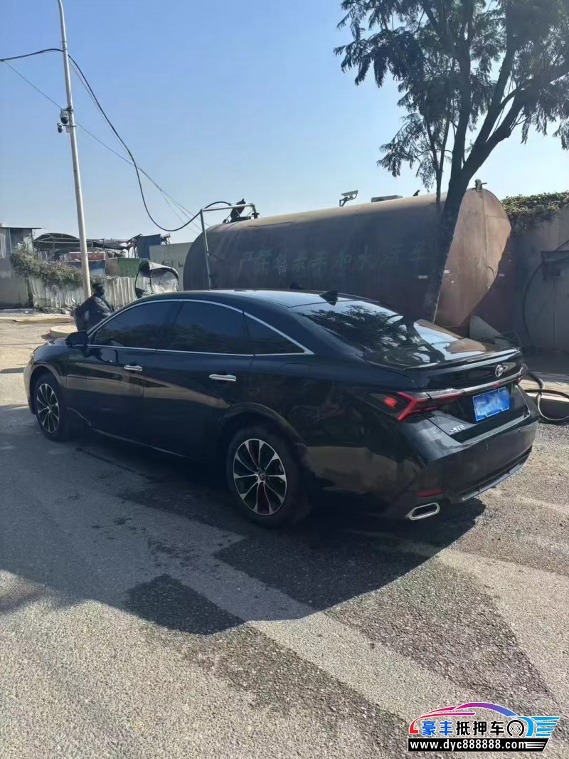 22年丰田亚洲龙轿车抵押车出售