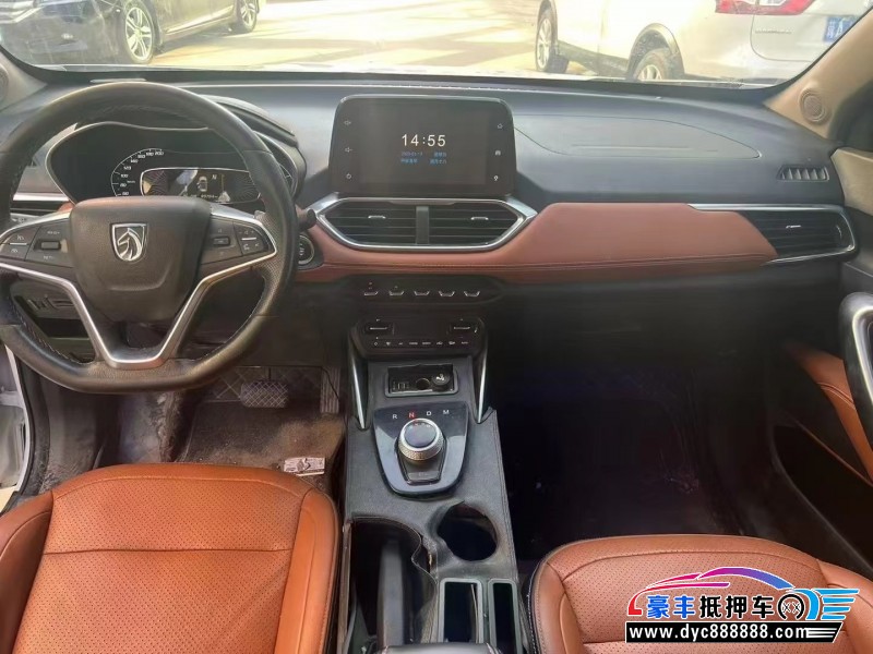 18年宝骏510轿车抵押车出售